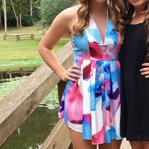 Floral dress with built in cups (women M)